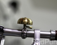 Goldene Fahrradklingel